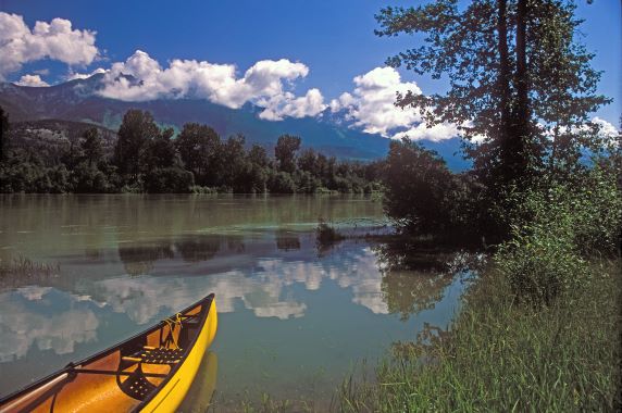 Columbia River, photo courtesy of the Columbia Basin Trust.