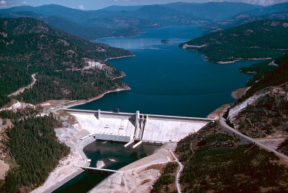 Libby Dam and Lake Koocanusa.  (Source: U.S Geological Survey) 